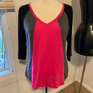 Maurices Boho Lace Back 3/4 Sleeve V-neck T-shirt Womens Top Size LG